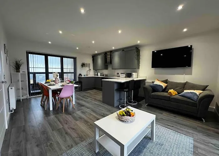 Seashell - Hornsea Duplex Apartment With Sea Views And Balconies